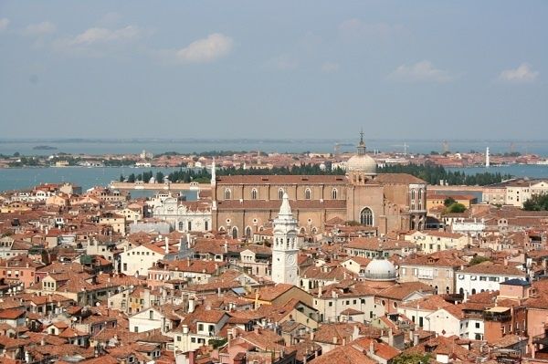 Campanile in Venedig